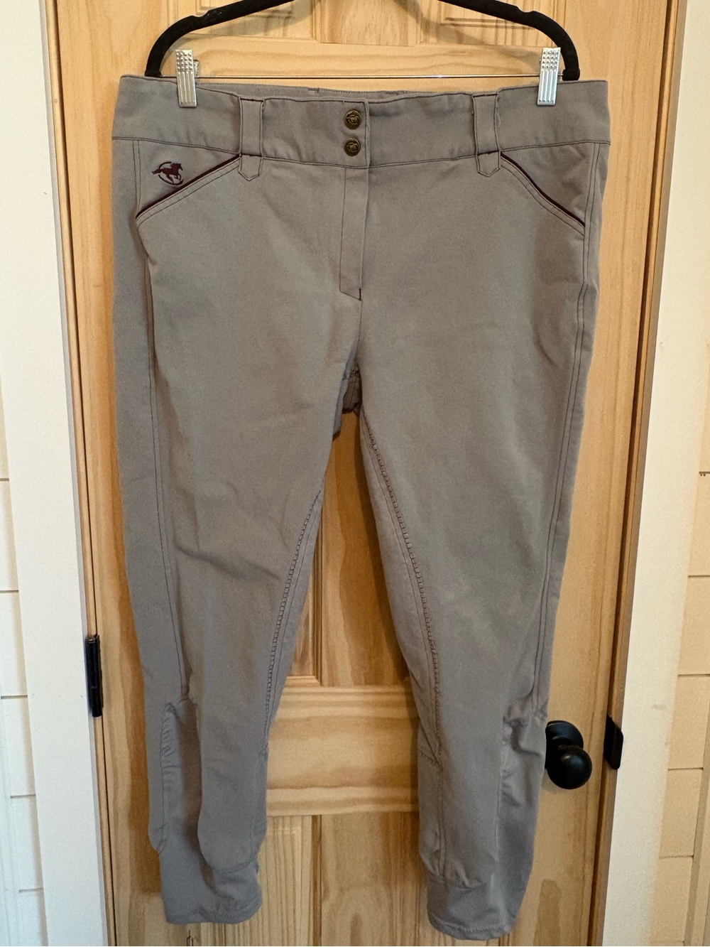 SmartPak Piper Full Seat Riding Breeches. Gray with Maroon Stitching